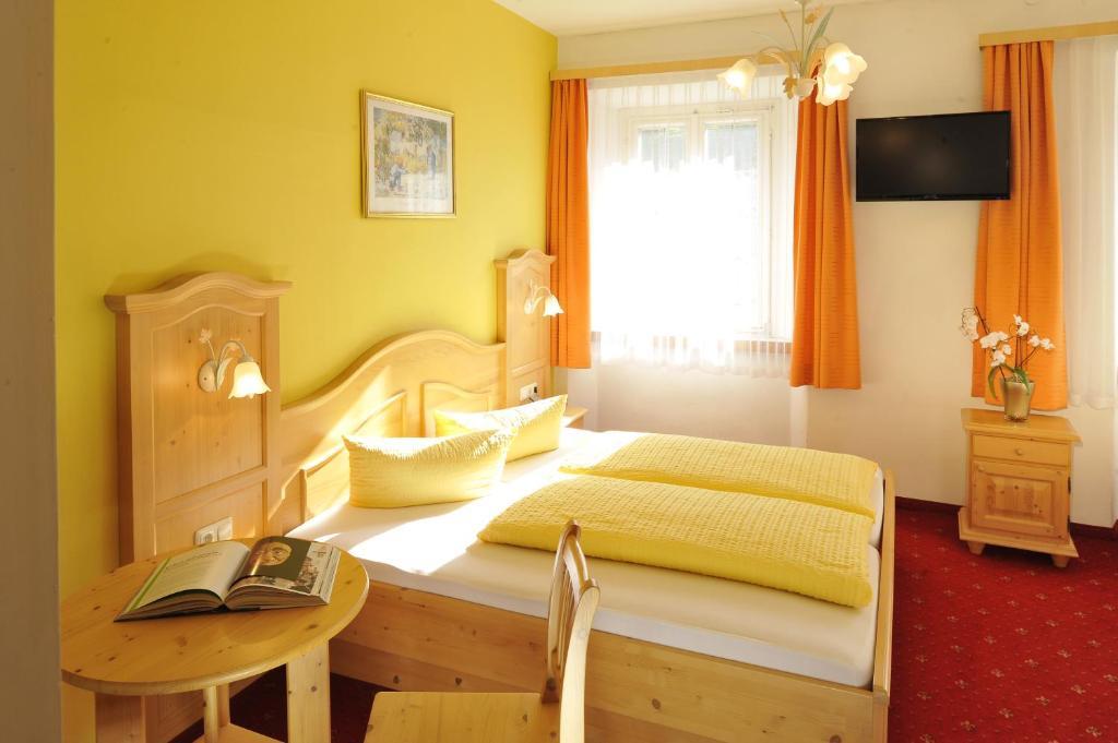 Gasthof Sonne Imst Exterior photo